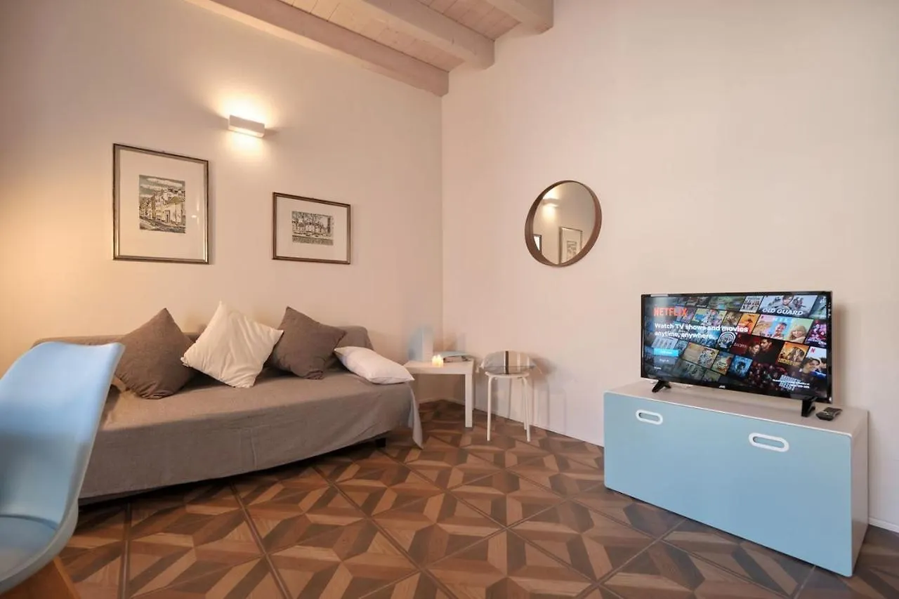 Corte Elena Desenzano del Garda Apartment
