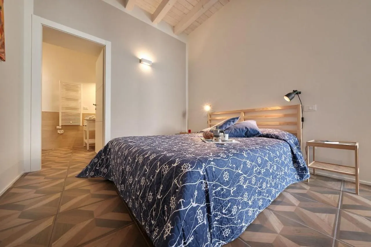 Apartment Corte Elena Desenzano del Garda